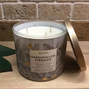 New Bath Body Works Candle - Marshmallow Fireside